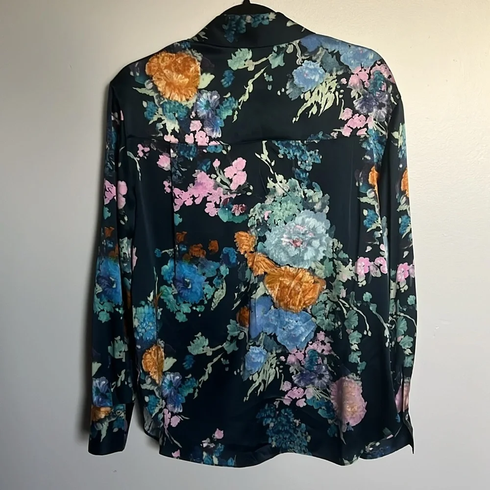 Vince - Painted Bouquet Silk Sculpted Long Sleeve Shirt - Picture 4 of 8